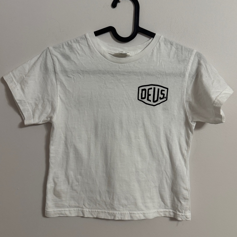 Korea deuces ex machina Seoul crop top baby tee